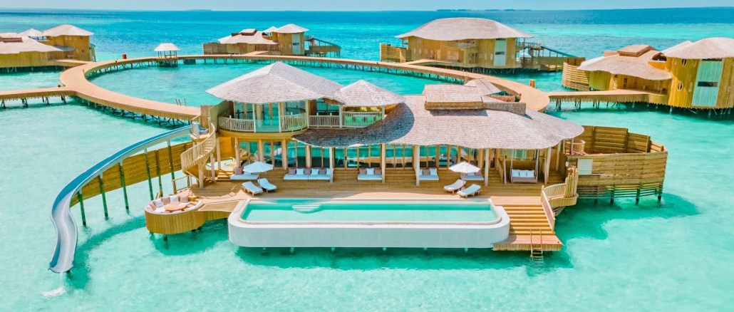 best hotels resorts maldives