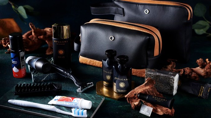 EMIRATES BUSINESS CLASS AMENITY KIT