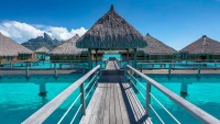 FOUR SEASONS VERSUS ST REGIS BORA BORA - WHICH ONE IS BEST