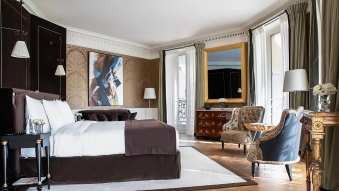 GRAND PALAIS SUITE AT LA RESERVE PARIS HOTEL & SPA