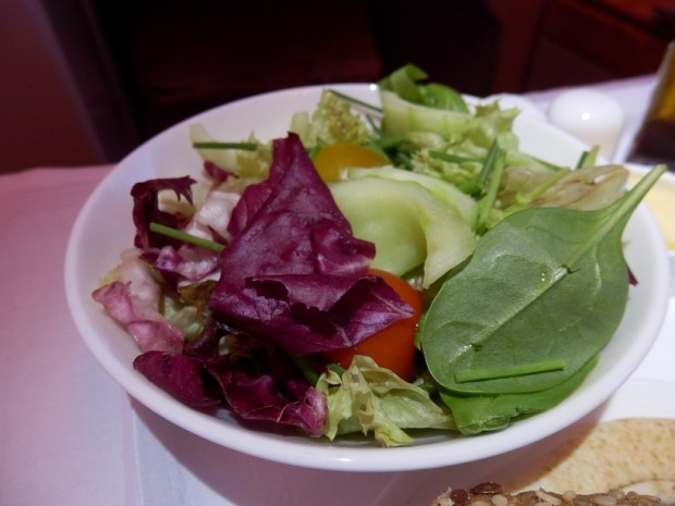 APPETIZER: SEASONAL SALAD